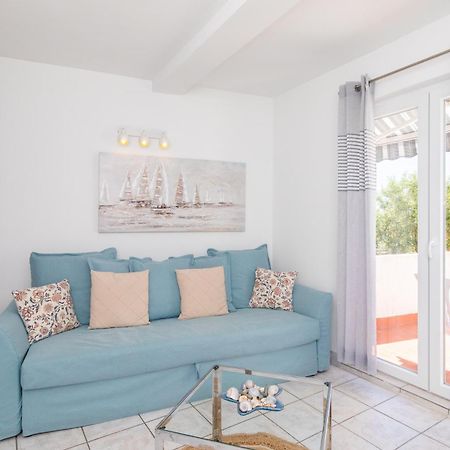 Apartment Laura Пунат Экстерьер фото